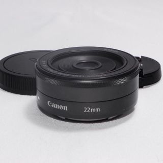 キヤノン(Canon)の☘極美品☘Canonキャノン単焦点レンズEF-M 22mm f2 STM(レンズ(単焦点))