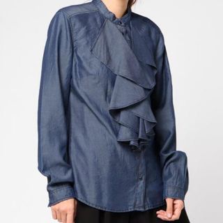 シスレー(Sisley)の新品・タグ付！デニム リヨセルフリルフロントシャツ・ブラウス(シャツ/ブラウス(長袖/七分))