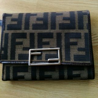 フェンディ(FENDI)のFENDI 三つ折り財布(財布)