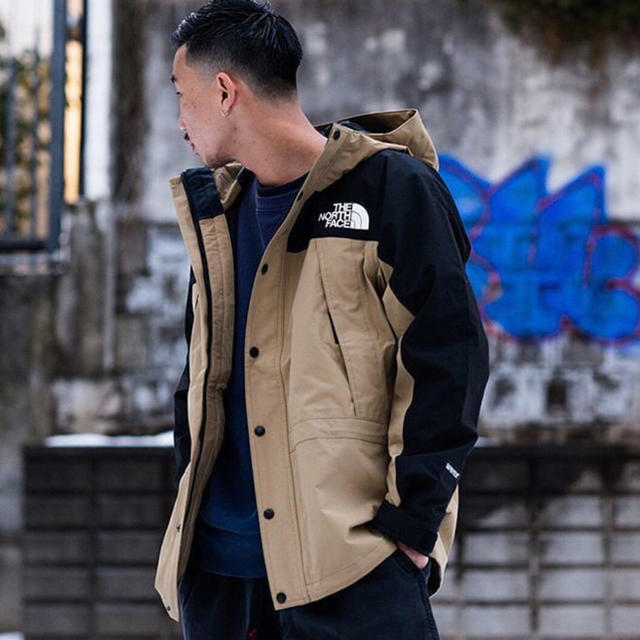 【M】マウンテンライトジャケット ケルプタン TNF