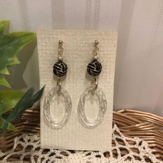 ピアス(ピアス)