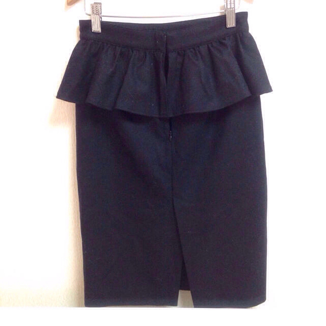 AULA AILA(アウラアイラ)のaulaaila♡ペプラムスカート レディースのスカート(ひざ丈スカート)の商品写真