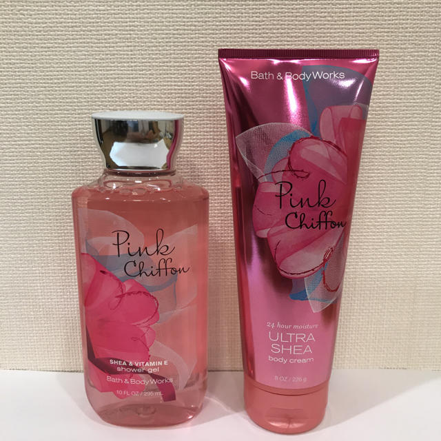 Bath & Body Works(バスアンドボディーワークス)のBath & Body Works ピンクシフォン コスメ/美容のボディケア(ボディソープ/石鹸)の商品写真