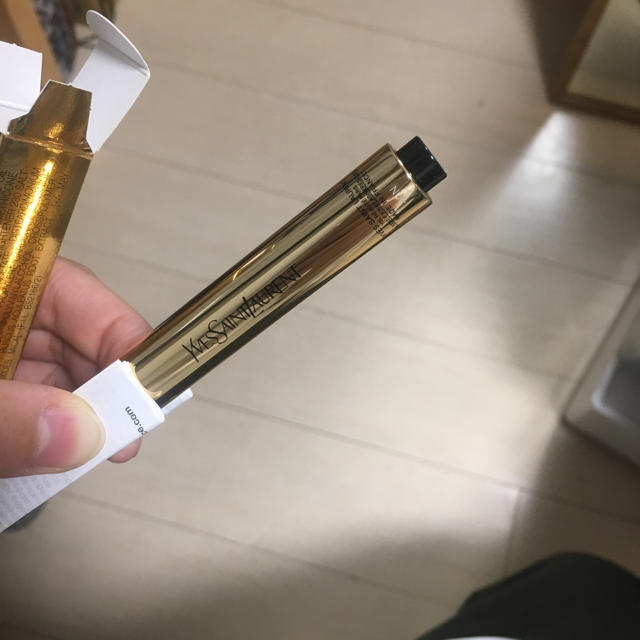 Yves Saint Laurent Beaute(イヴサンローランボーテ)のYSL コンシーラー  コスメ/美容のベースメイク/化粧品(コンシーラー)の商品写真