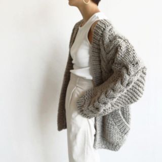 トゥデイフル(TODAYFUL)の週末限定値下げ Cable Handkint Cardigan カーディガン(カーディガン)