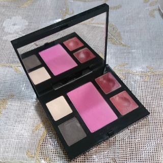 ボビイブラウン(BOBBI BROWN)のBOBBI BROWN ピンクラズベリー フェイスパレット(コフレ/メイクアップセット)