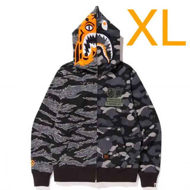 A BATHING APE(アベイシングエイプ)の新品 XL Bape Undefeated Shark シャーク パーカー メンズのトップス(パーカー)の商品写真