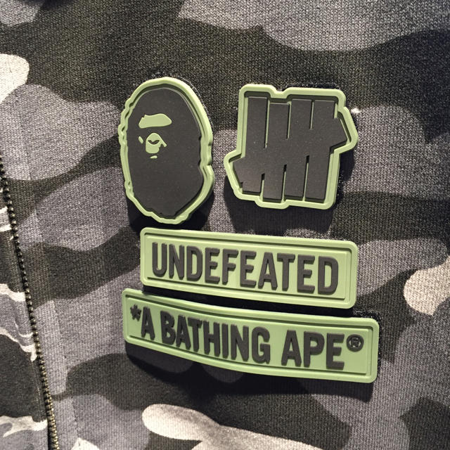 新品 XL Bape Undefeated Shark シャーク パーカー 新品 XL Bape Undefeated Shark シャーク パーカー