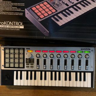 コルグ(KORG)のKORG microKONTROL(MIDIコントローラー)