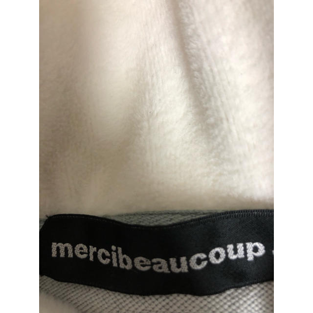 mercibeaucoup(メルシーボークー)のメルシーボーク サッカーボール パーカー レディースのトップス(パーカー)の商品写真
