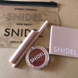 タカラジマシャ(宝島社)のSweet 10月号付録 SNIDEL コスメ&ポーチセット(コフレ/メイクアップセット)