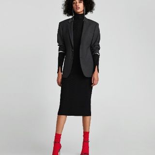 ザラ(ZARA)のみこ様専用。新品！未使用！タグ付！♥️ZARA♥️リブニットロングワンピース。(ロングワンピース/マキシワンピース)