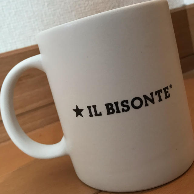 IL BISONTE(イルビゾンテ)のIL BISONTE マグカップ おまけ付き インテリア/住まい/日用品のキッチン/食器(グラス/カップ)の商品写真