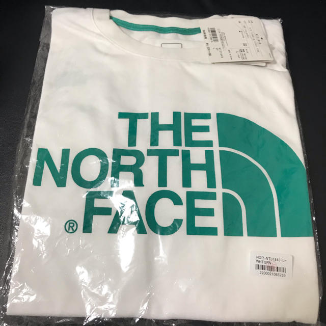 THE NORTH FACE(ザノースフェイス)のTHE NORTH FACE Simple Logo Tee 半袖Tシャツ メンズのトップス(Tシャツ/カットソー(半袖/袖なし))の商品写真