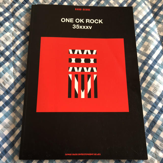ONE OK ROCK(ワンオクロック)のONE OK ROCK 35XXXV スコアブック エンタメ/ホビーのタレントグッズ(ミュージシャン)の商品写真