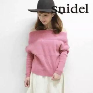 スナイデル(SNIDEL)の専用snidel オフショルニット(ニット/セーター)