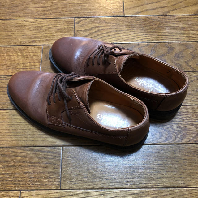 Clarks(クラークス)のCLARKS メンズシューズ  サイズ7 メンズの靴/シューズ(ドレス/ビジネス)の商品写真