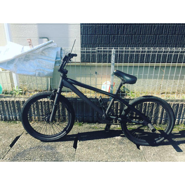 BMX マットブラック  スポーツ/アウトドアの自転車(自転車本体)の商品写真