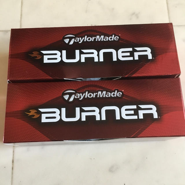 TaylorMade(テーラーメイド)のburner ゴルフボール チケットのスポーツ(ゴルフ)の商品写真