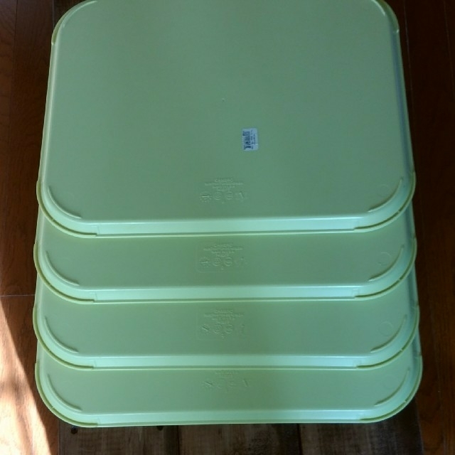 送料無料！希少！CAMBRO  キャンブロ トレイ　L　4枚セット インテリア/住まい/日用品のキッチン/食器(テーブル用品)の商品写真