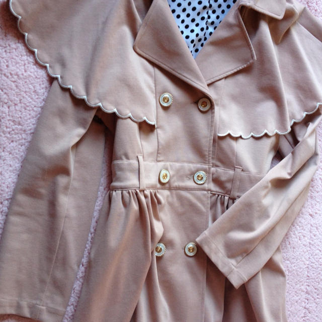 Ank Rouge(アンクルージュ)のAnk Rouge☆スカラップコート レディースのジャケット/アウター(スプリングコート)の商品写真