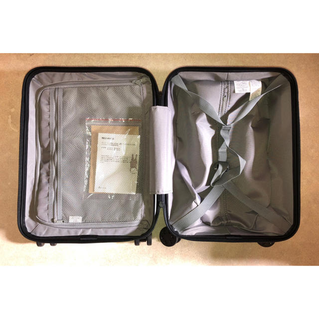MUJI (無印良品)(ムジルシリョウヒン)の無印良品 キャリーバッグ アイボリー 機内持ち込み 19L レディースのバッグ(スーツケース/キャリーバッグ)の商品写真