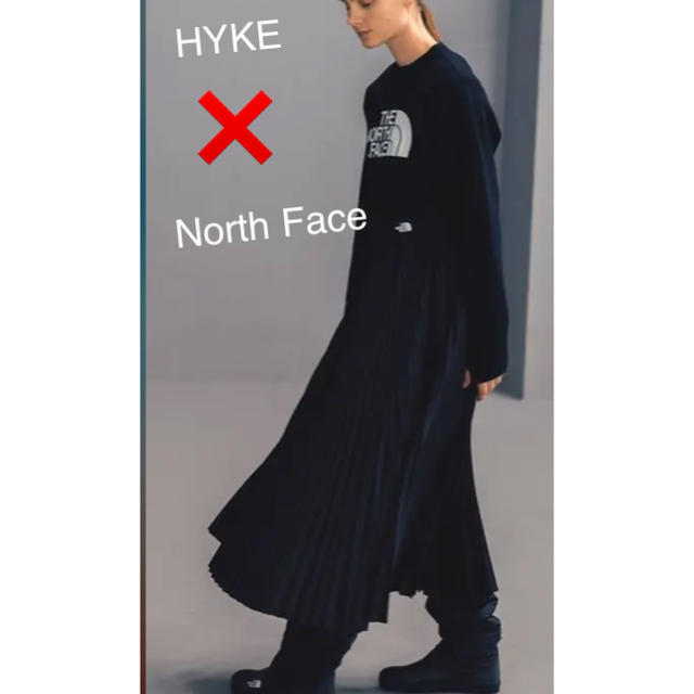 お値下げ中！新品！HYKE ❌North Face のプリーツスカートは入手困難