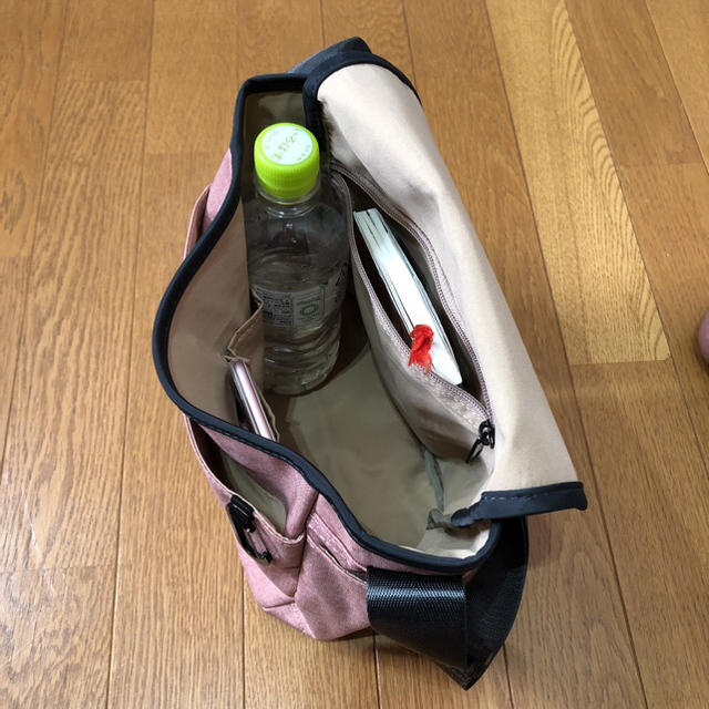 anello(アネロ)のanello アネロ フラップ式ショルダーバック ピンク 新品未使用 送料無料 レディースのバッグ(ショルダーバッグ)の商品写真