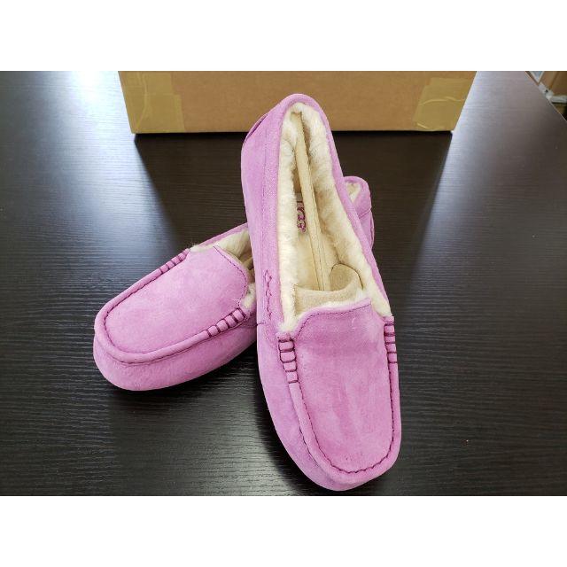 UGG(アグ)の⭐️必読/即買可⭐️UGG Ansley US7 JP24cm⭐️訳あり正規品 レディースの靴/シューズ(スリッポン/モカシン)の商品写真