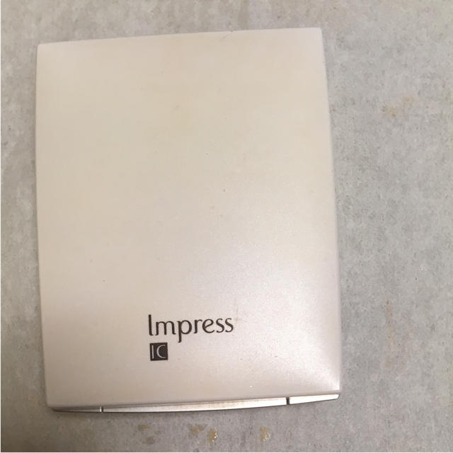 Impress(インプレス)のimpress IC ホワイトパウダーファンデーションa オークルC コスメ/美容のベースメイク/化粧品(ファンデーション)の商品写真