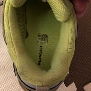 バレンシアガ(Balenciaga)の確実正規品 balenciaga triple S 40 ネオンイエロー(スニーカー)