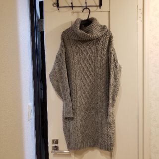 イング(INGNI)のnicol☆様専用INGNI♡タートルネック ケーブルニットワンピース(ひざ丈ワンピース)