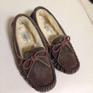 アグ(UGG)のUGG♡ダコタ 23.0 美品(ローファー/革靴)