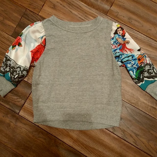 GO TO HOLLYWOOD(ゴートゥーハリウッド)の100㎝gotoパフスリーブカットソー キッズ/ベビー/マタニティのキッズ服女の子用(90cm~)(Tシャツ/カットソー)の商品写真