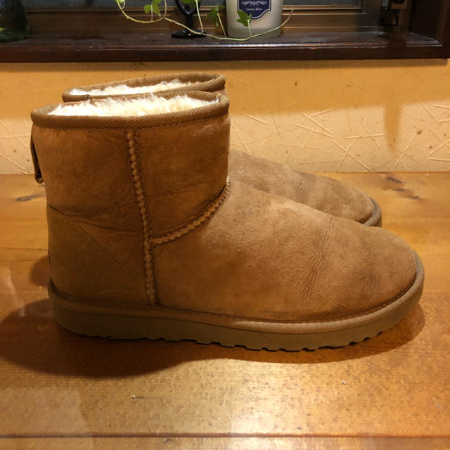 UGG(アグ)のUGG レディースの靴/シューズ(ブーツ)の商品写真