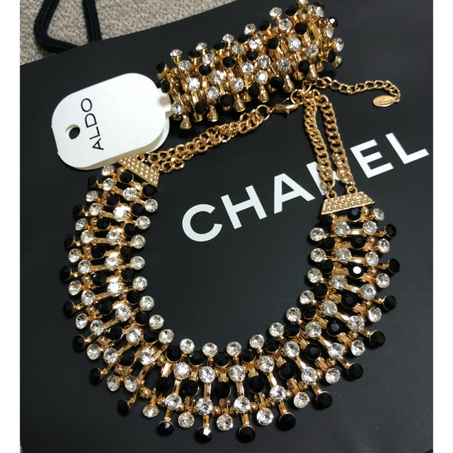 ZARA ネックレス　ゴージャス　新品　CHANEL