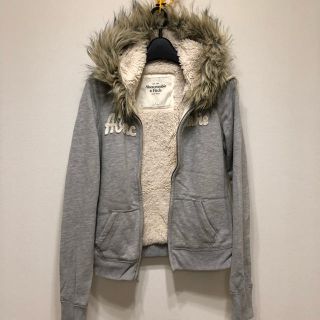 アバクロ(Abercrombie&Fitch) ボアパーカー パーカー(レディース)の ...