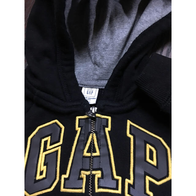 babyGAP(ベビーギャップ)のGAP パーカー  キッズ/ベビー/マタニティのベビー服(~85cm)(トレーナー)の商品写真