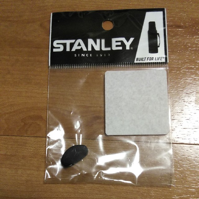 Stanley(スタンレー)のスタンレー　クラッシック真空ワンハンドマグ用　飲み口パッキン　新品 スポーツ/アウトドアのアウトドア(食器)の商品写真