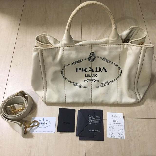 【爆売り！】 - PRADA プラダ 白Mサイズ カナパ トートバッグ