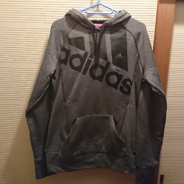 adidas パーカー