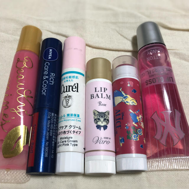 Curel(キュレル)の色付きリップ*グロス他〈中古6本セット〉 コスメ/美容のスキンケア/基礎化粧品(リップケア/リップクリーム)の商品写真