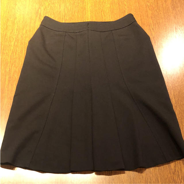 EPOCA(エポカ)のエポカ ブラックスカート レディースのスカート(ひざ丈スカート)の商品写真