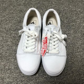 ヴァンズ(VANS)のVANS オールドスクール白(スニーカー)