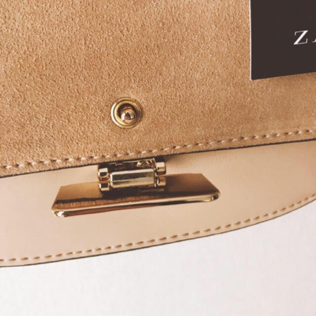 ZARA(ザラ)のzara 新品 ショルダーバッグ レディースのバッグ(ショルダーバッグ)の商品写真