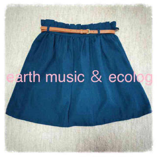 アースミュージックアンドエコロジー(earth music & ecology)のグリーン スカート(ミニスカート)