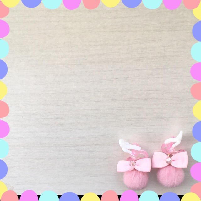 ❤︎ ピンク ❤︎ リボン◞∞◟ ポンポン ❤︎ キッズ イヤリング ハンドメイドのキッズ/ベビー(ファッション雑貨)の商品写真