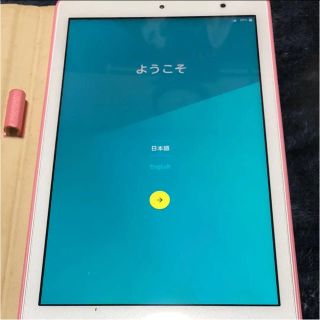 キョウセラ(京セラ)のau   タブレット   Qua  tab  ホワイト   京セラ(タブレット)