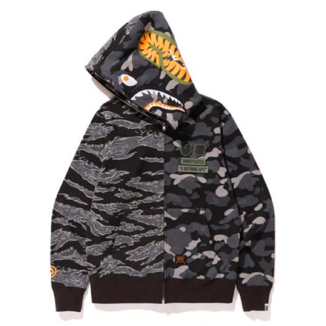 A BATHING APE(アベイシングエイプ)のUNDEFEATED×BAPE TIGER SHARK  メンズのトップス(パーカー)の商品写真