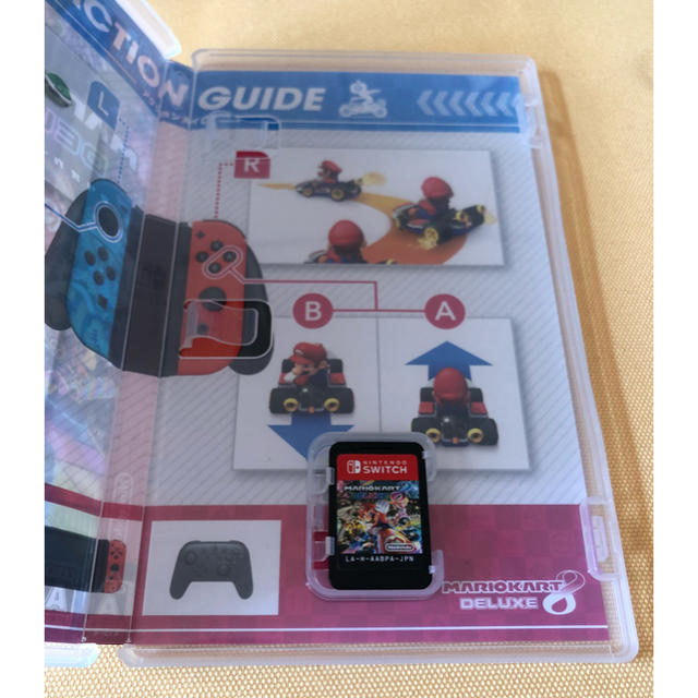Nintendo Switch(ニンテンドースイッチ)のNintendo Switch マリオカート 8 デラックス エンタメ/ホビーのゲームソフト/ゲーム機本体(家庭用ゲームソフト)の商品写真
